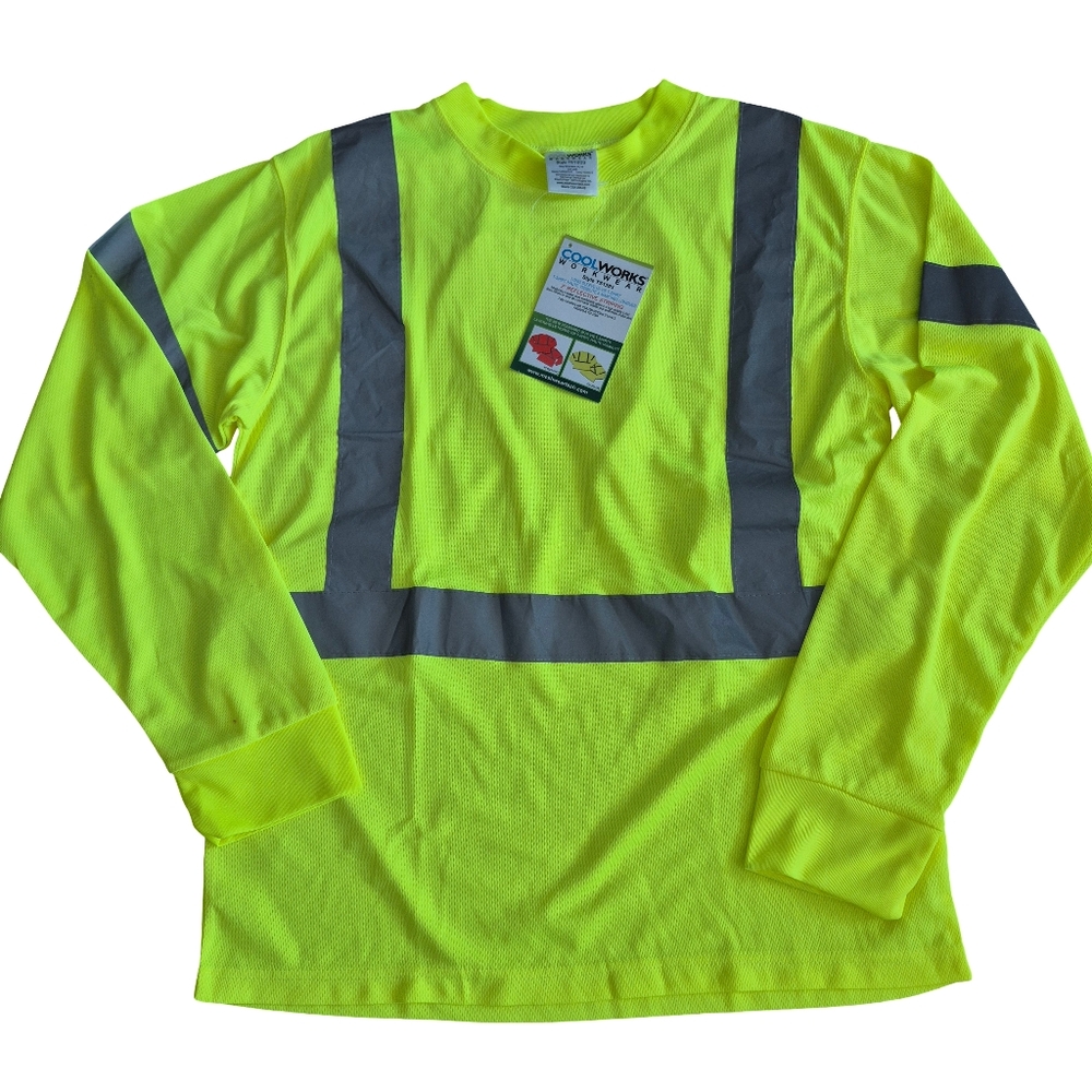 NWT CoolWorks 1203 Long Sleeve Hi-Vis Colors T-Shirt Mens Medium